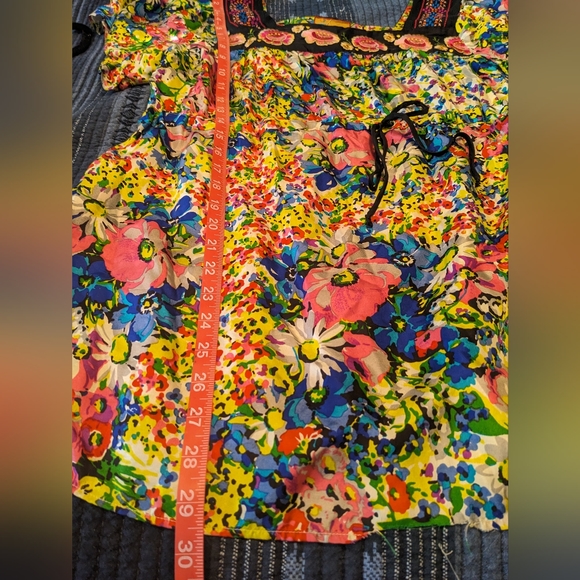 JOHNNY WAS 100% Silk Floral Babydoll Tunic with Embroidery Size M - Picture 6 of 8